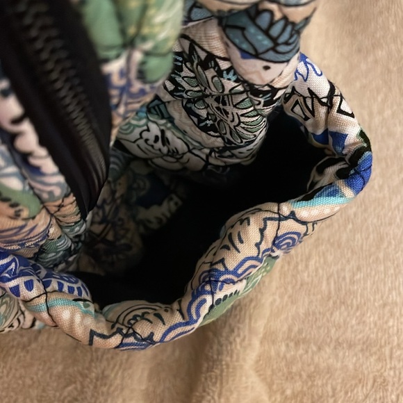 Vera Bradley Essential Backpack NWT - Picture 13 of 15